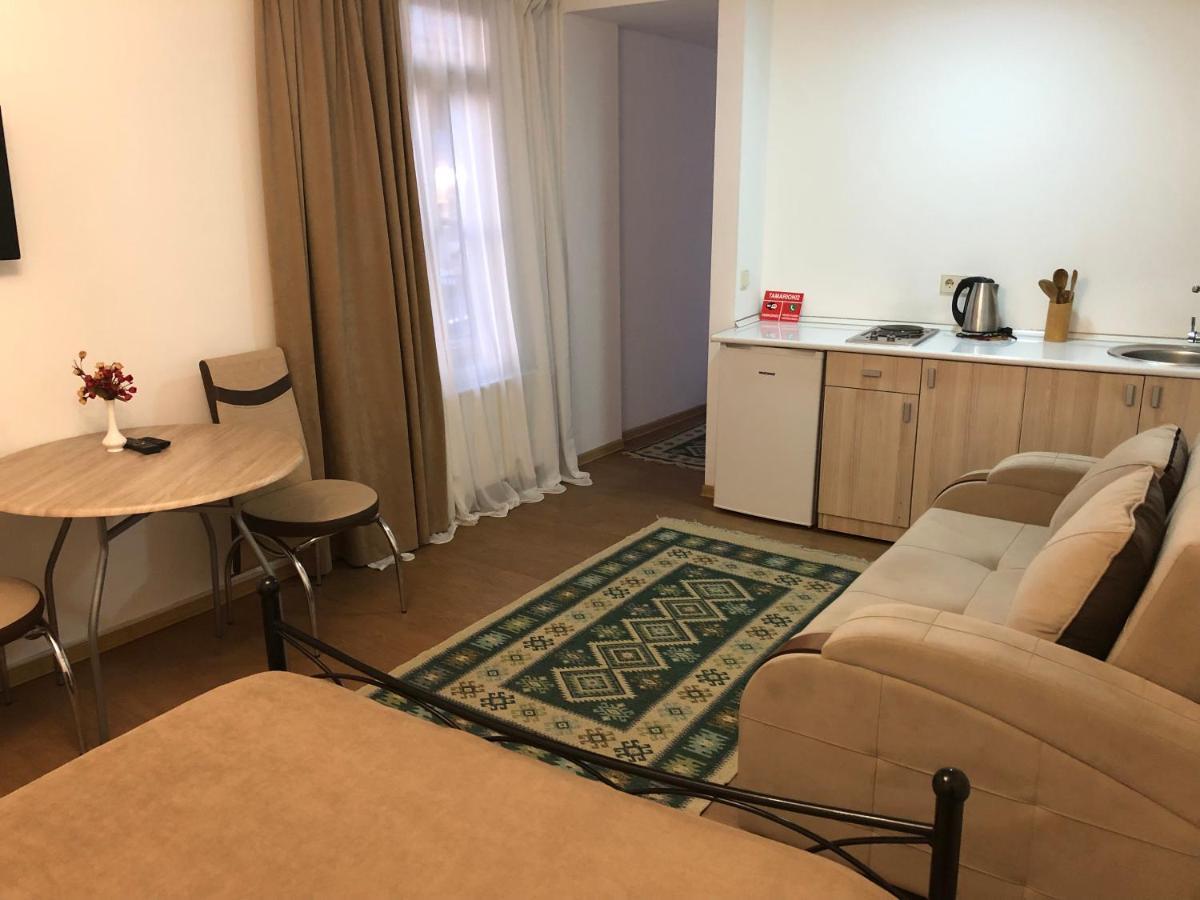Apartment Tamarioni ティビリシ エクステリア 写真